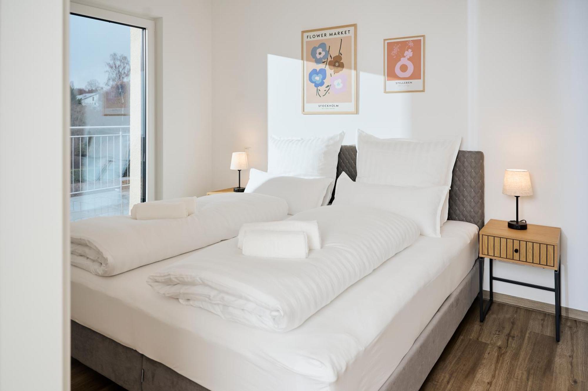 Moderne Apartments Mit Highspeed-Wlan Und Gratis-Tiefgarage Ihr Perfekter Rueckzugsort Nahe Dem Zentrum Und Der Therme I Barrierearm سيئة كيسينجين المظهر الخارجي الصورة