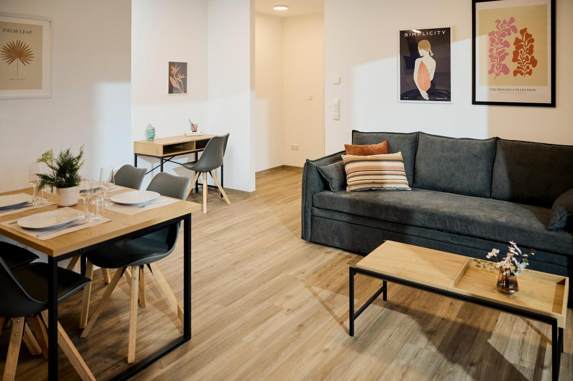 Moderne Apartments Mit Highspeed-Wlan Und Gratis-Tiefgarage Ihr Perfekter Rueckzugsort Nahe Dem Zentrum Und Der Therme I Barrierearm سيئة كيسينجين المظهر الخارجي الصورة