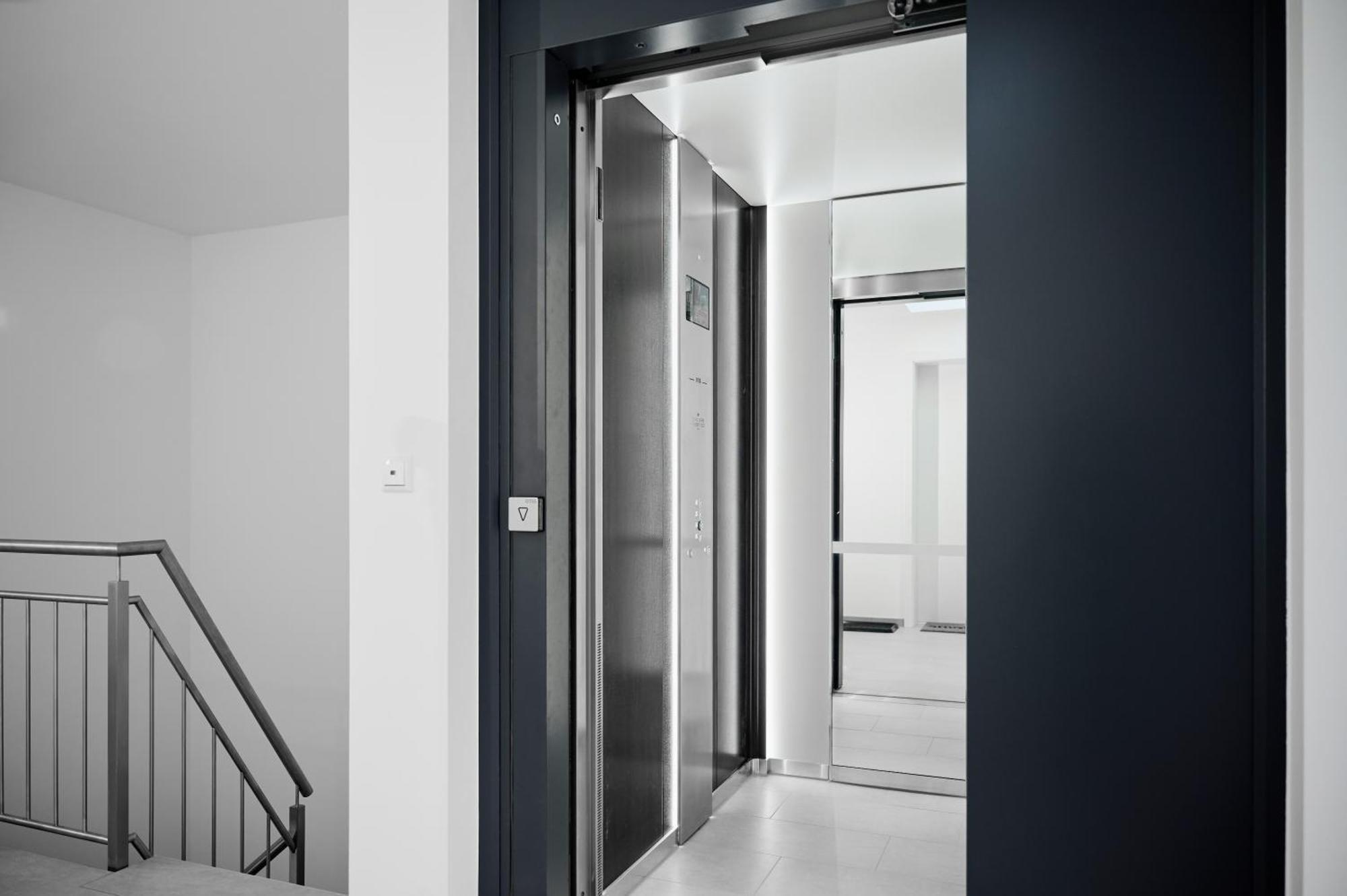 Moderne Apartments Mit Highspeed-Wlan Und Gratis-Tiefgarage Ihr Perfekter Rueckzugsort Nahe Dem Zentrum Und Der Therme I Barrierearm سيئة كيسينجين المظهر الخارجي الصورة